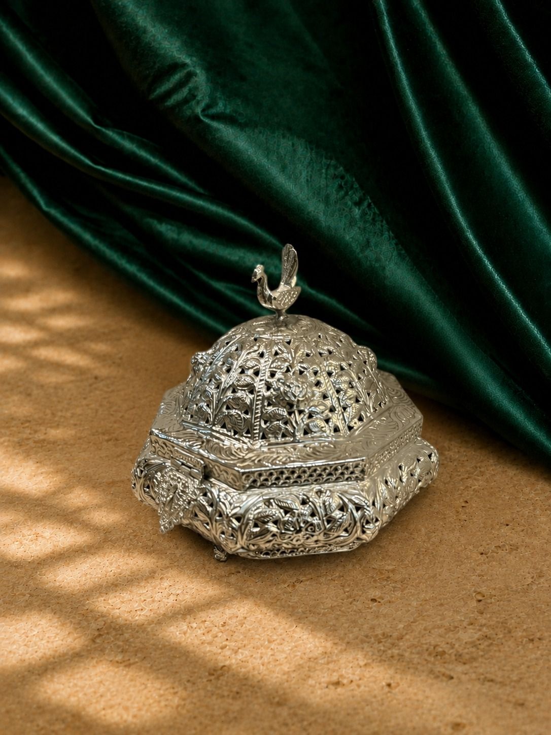 Jharokha Dome Box